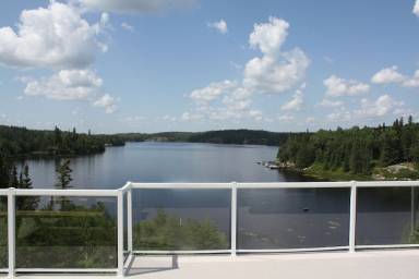 House Kenora