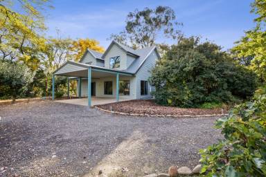 House  Porepunkah