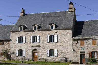 House  Saint-Jacques-des-Blats