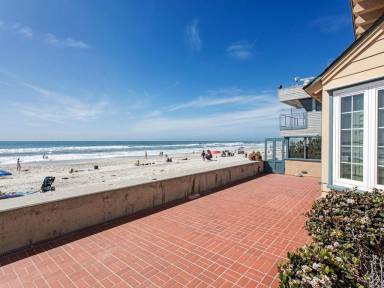 House Del Mar