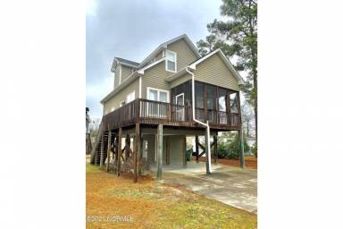 House White Lake