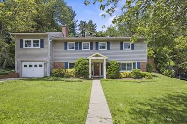 House  Alexandria
