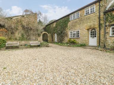 Cottage  South Perrott