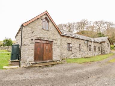 Cottage Bala
