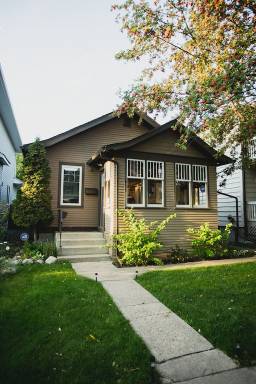 House Saskatoon