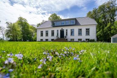 Ferienwohnung  Burgtiefe