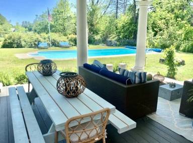 House  Willsboro