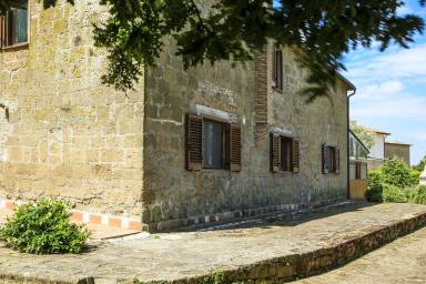 Casale Lago di Bolsena
