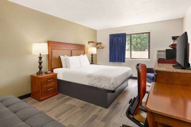 Motel  Hutchinson