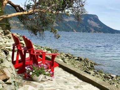 House Galiano Island