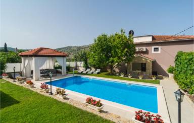 Appartement Podstrana