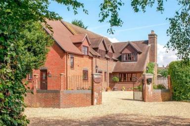 House Eastleigh