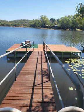 House Lake Bennett