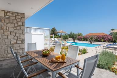 Villa  Kiotari