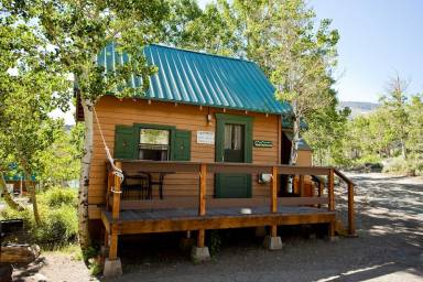 Cabin Mammoth Lakes
