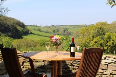 Cottage Roseland
