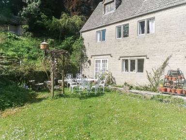 Cottage Pitchcombe