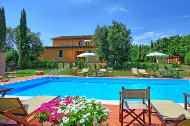 Villa Cerreto Guidi