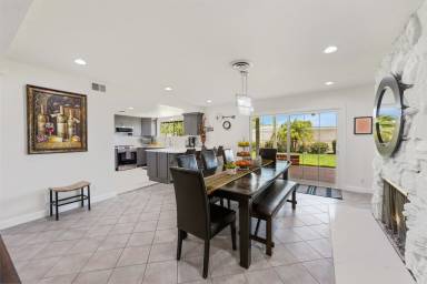 House  Corona