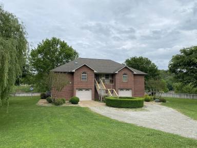 House  Matney Township
