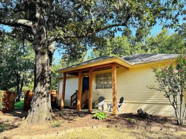 House  Russellville