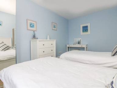 Cottage Mousehole
