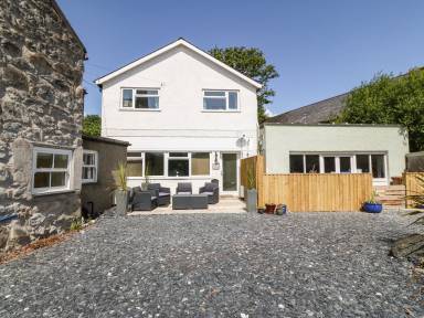 Cottage Criccieth