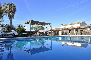 Villa  Montuïri