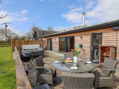 Lodge  North Tamerton
