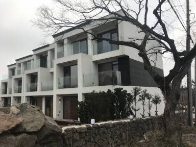 House  Jeju-si