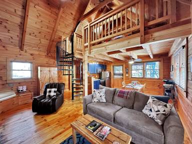Cabin  Pine Mountain