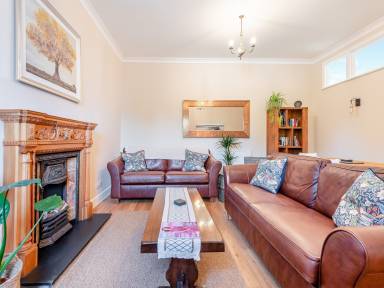 Cottage  Corfe Mullen
