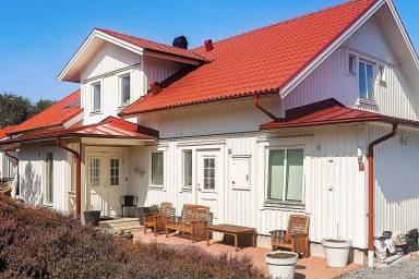 Hus  Skärhamn