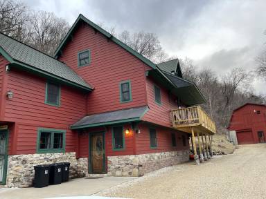 House Lansing