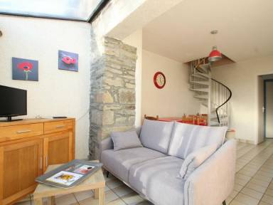 Cottage Servon