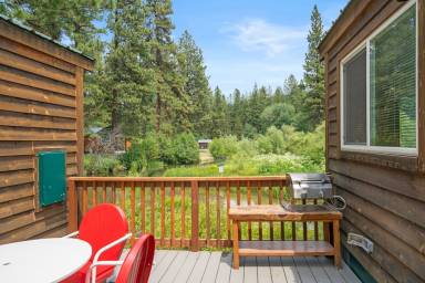 Cabin Fort Klamath