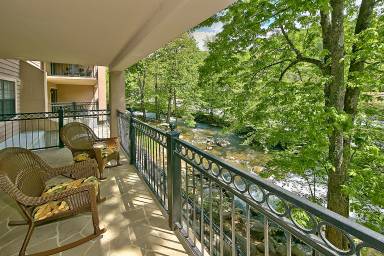 House Gatlinburg