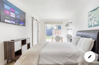 Private room Encino