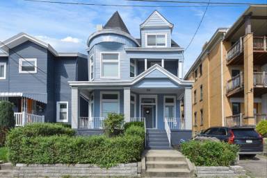 House  Bloomfield