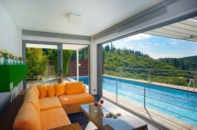 Villa  Syvota