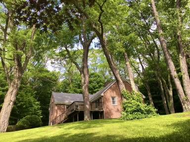 House  Hartland