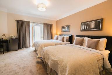 Bed and breakfast  Brampton