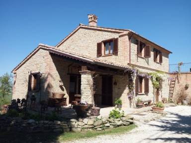 Farmhouse  Penna San Giovanni
