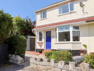Cottage Colwyn Bay
