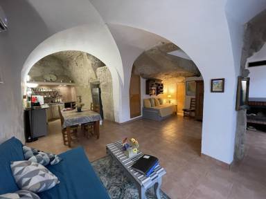 House Cabrières-d'Aigues