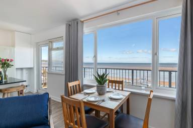 Apartment Tenby