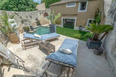 Bed and breakfast  Calvisson