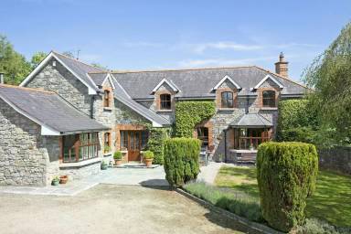 House Piercetown