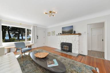 House  North Saanich