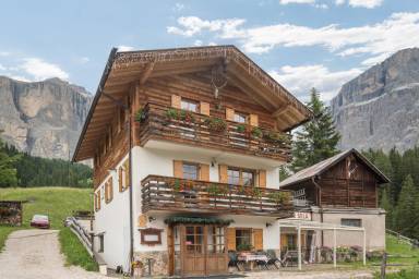 Domek w stylu alpejskim Canazei